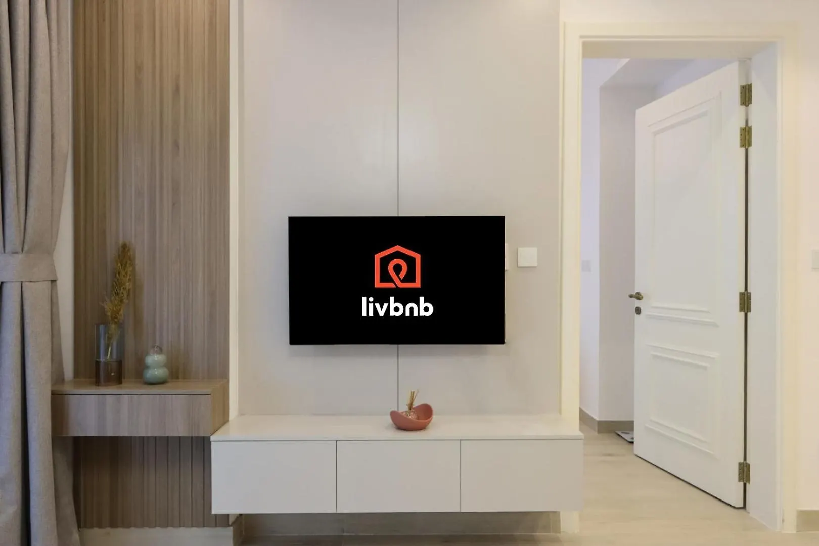 Apartment Livbnb-Radiant, Upgraded 1B Unit In District 14, Jvc Dubai United Arab Emirates