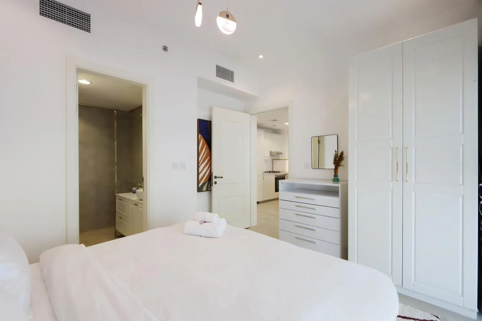 Livbnb-Radiant, Upgraded 1B Unit In District 14, Jvc Dubai 0*,  United Arab Emirates