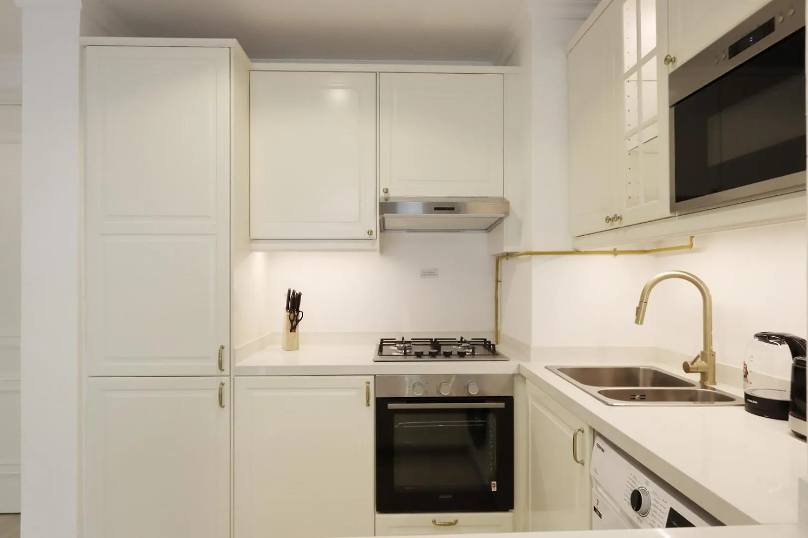 Apartment Livbnb-Radiant, Upgraded 1B Unit In District 14, Jvc Dubai