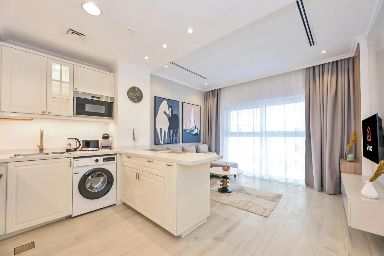 Apartment Livbnb-Radiant, Upgraded 1B Unit In District 14, Jvc Dubai United Arab Emirates